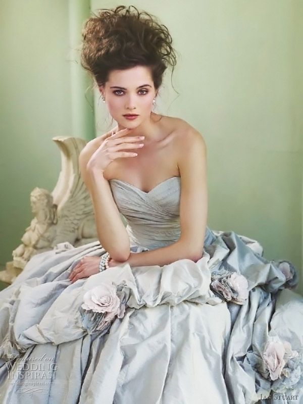 Dreamy Delights: Enchanted by the Fluffy, Romantic Blue Lovey-Dress♡にて紹介している画像