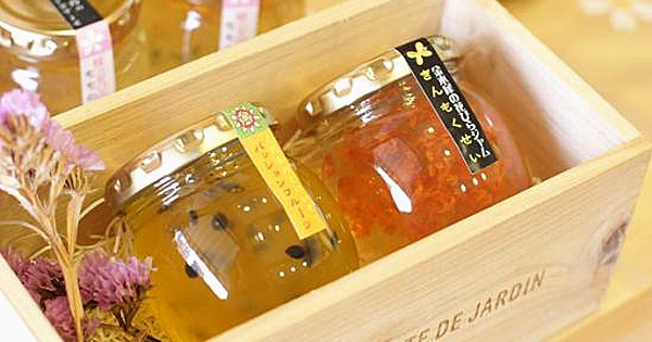 "Shining Like a Tiny Universe: The Sweet and Gentle Scent of 'Osmanthus Petal Jam' Captivates Everyone!"にて紹介している画像