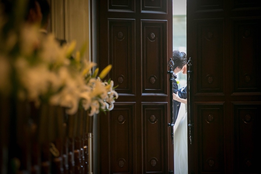 More Unique Than a Bow and Less Embarrassing Than a Kiss!まとめ Ideas for Closing ◯◯ to Do When Exiting the Ceremony ♩にて紹介している画像