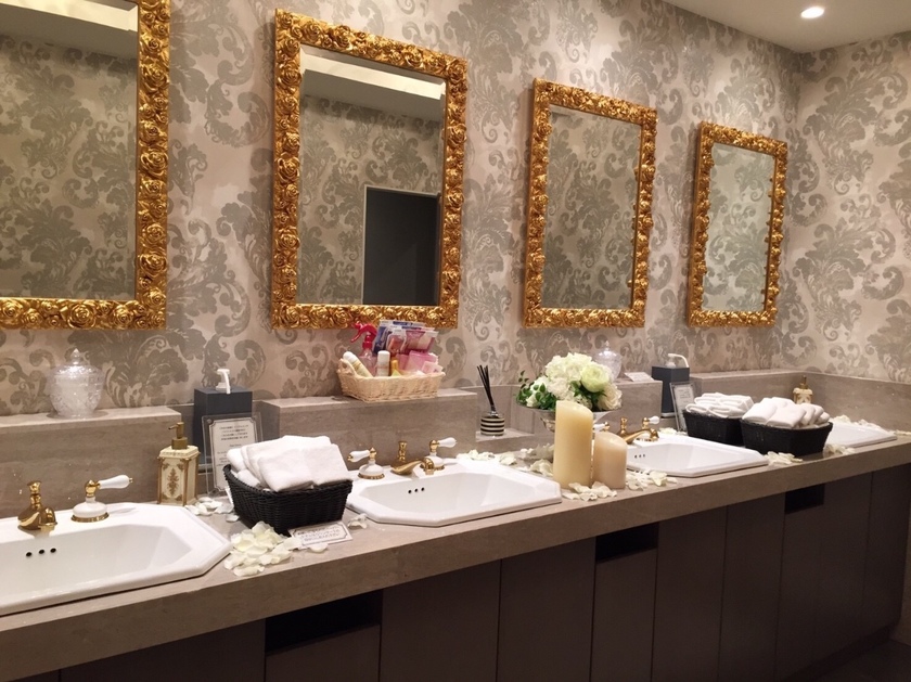 "Wedding Preparation Made Easy: A Comprehensive 6-Month Schedule Guide"にて紹介している画像