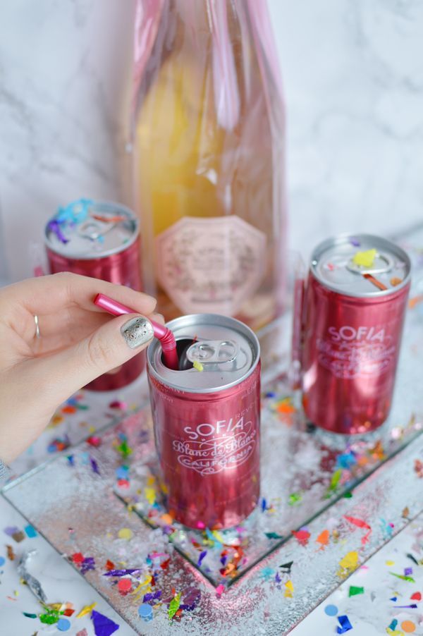 Cheers with Sparkling Bubbles: 7 Recommended Champagnes for Spring Parties! ✨にて紹介している画像