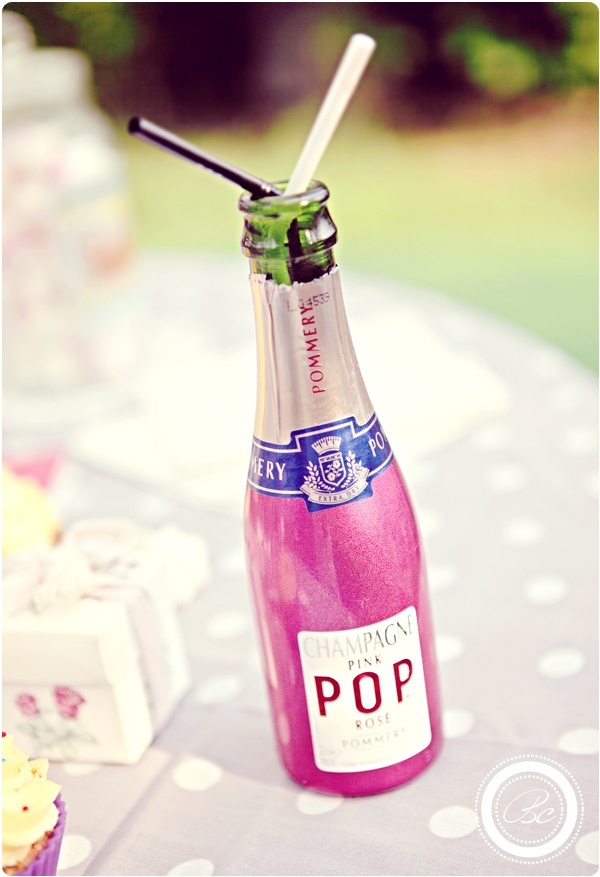 Cheers with Sparkling Bubbles: 7 Recommended Champagnes for Spring Parties! ✨にて紹介している画像
