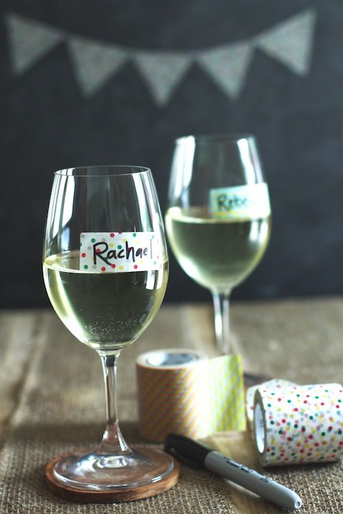 DIY Paper Glass Markers: Essential Party Supplies ♡にて紹介している画像