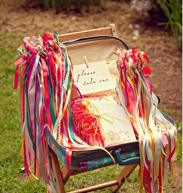 手芸用リボンで作れるウェディング小物4選♡可愛いアイテムをDIYしよう♩にて紹介している画像