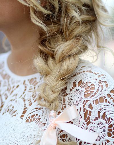 Cute Braided Ribbon Hairstyles with an Antique Touch ♡ Special Featureにて紹介している画像