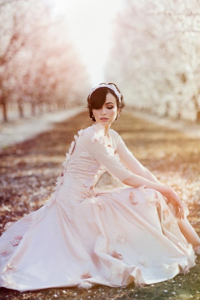 A Soul-Cleansing Beauty: Capturing the Moment of Full Bloom Sakura for a Limited Time Wedding Photo ♡にて紹介している画像