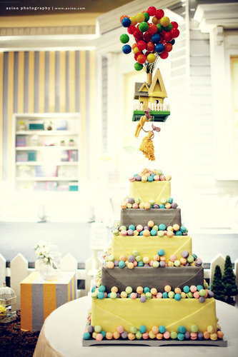 Let's Go on an Adventure! A Cute Wedding Inspired by Carl Fredricksen ♡にて紹介している画像
