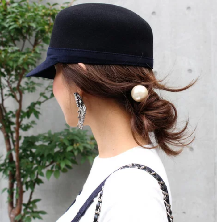 バレッタとかヘアピン以外。知らないのは遅れてるかも！今気になる新種のヘアアクセサリー5種類にて紹介している画像