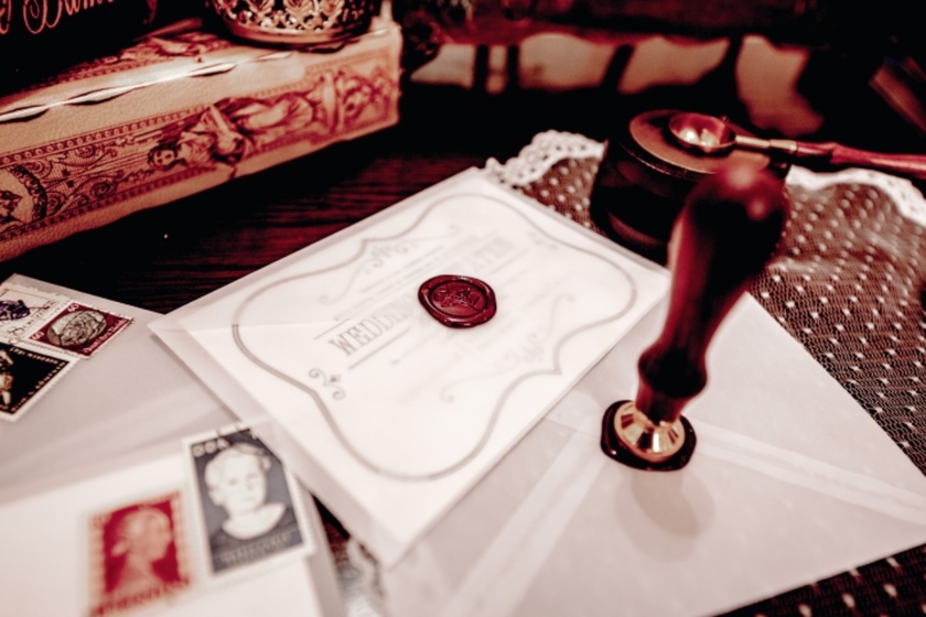 Cute Wedding DIY Ideas Using Sealing Stamps Beyond Just Invitations♡にて紹介している画像