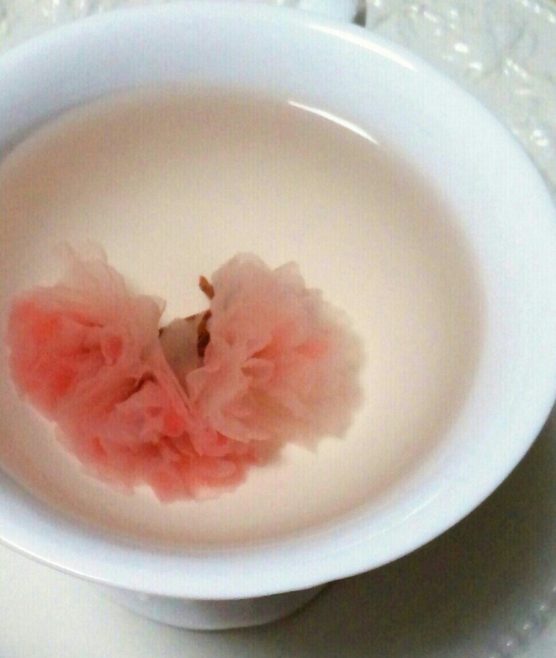 季節限定!春のピンクに包まれた、桜満開の結婚式にうっとり♡にて紹介している画像