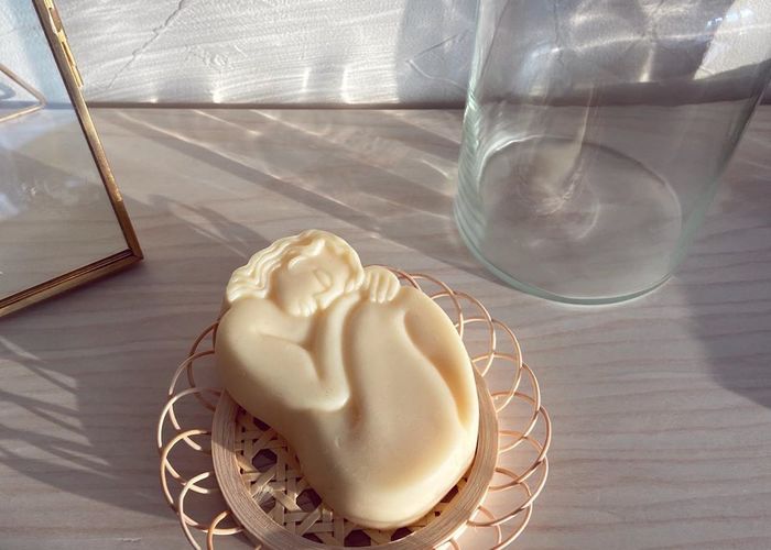 YENABELL The sleeping lady candle yenabell スリーピング