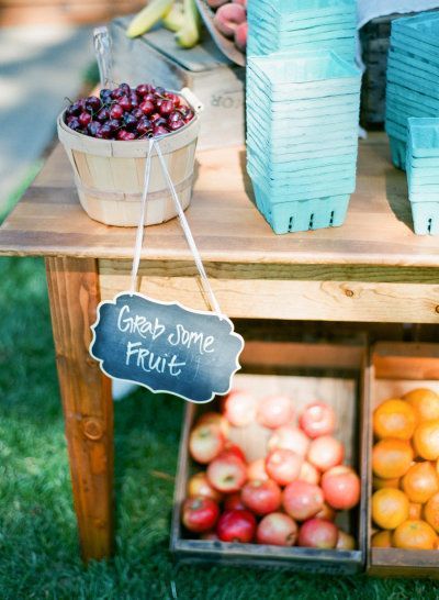 Popular Abroad: The Stylish "Farmers' Bouquet" Made with Fruits and Vegetables♡にて紹介している画像