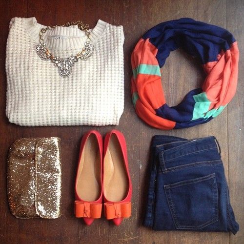 コーラル×ネイビーがはっとする可愛さ♡ケーキもテーブルデコもファッションも♡にて紹介している画像