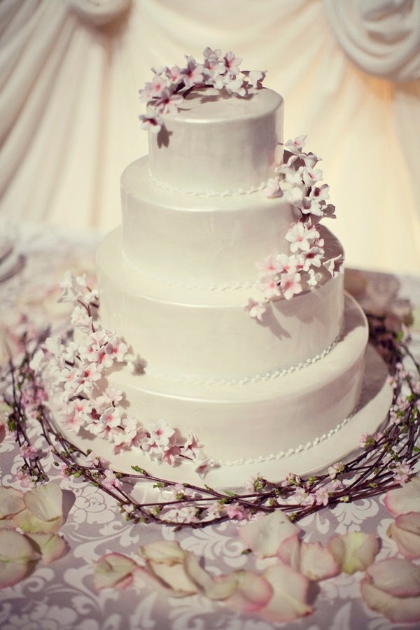 季節限定!春のピンクに包まれた、桜満開の結婚式にうっとり♡にて紹介している画像