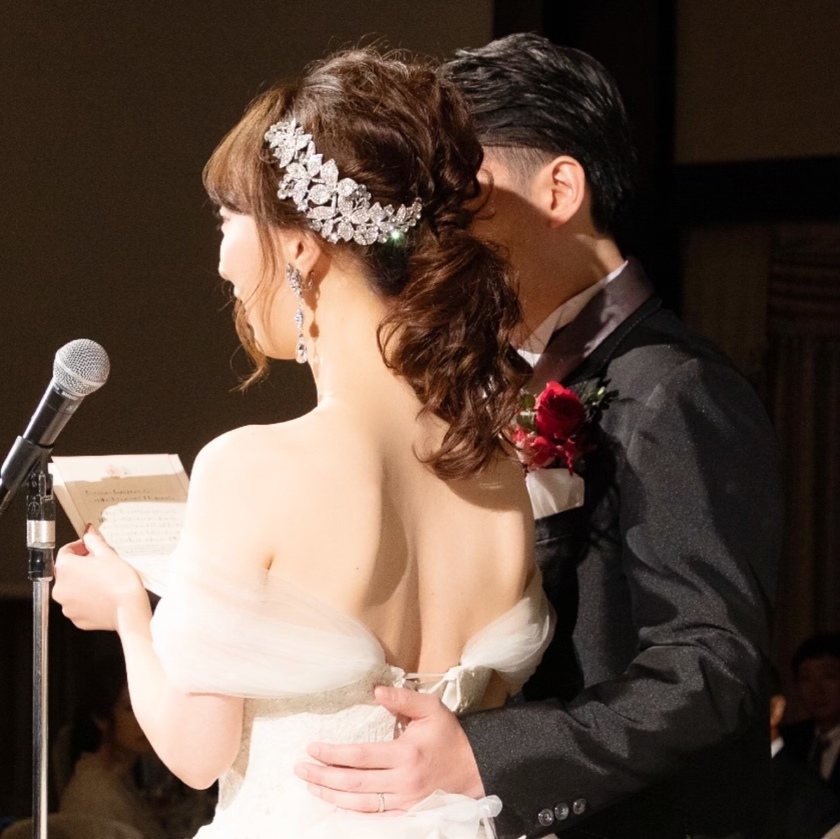 彼に教えたい＊ぎこちなく見えない、腰に手を回すポイント５つ＊にて紹介している画像