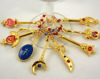 A Charming Collection of Romantic Images of the Moon 🌙✨にて紹介している画像