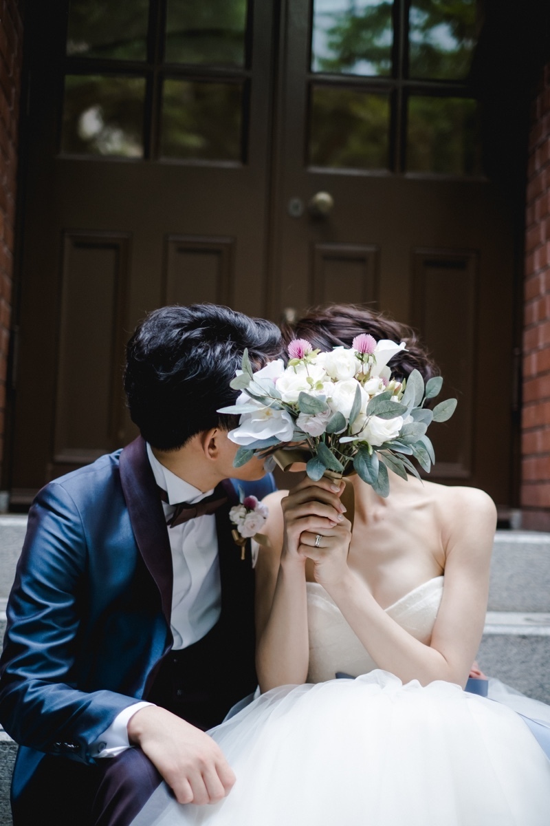 全部撮れたらすごすぎる♡撮りたいウェディングフォトのポーズ総まとめ【70選】にて紹介している画像