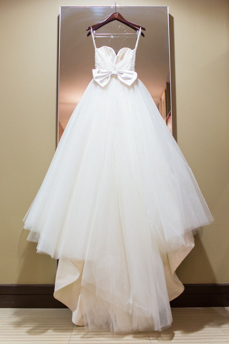 Fluffy Sheer Romance: Adorable 'Sorbet Tulle' Wedding Dresses!にて紹介している画像