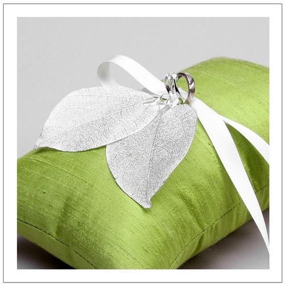 Attention Ghibli fans: The adorable Totoro-themed wedding you've been waiting for! 💕にて紹介している画像