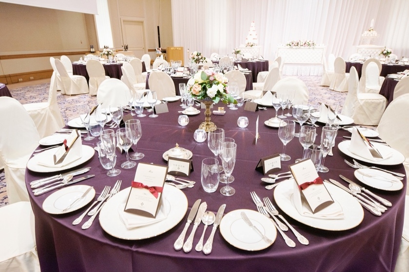 "Before Deciding on the Seating Chart! A Collection of Venue Layout Styles That Transform the Ambiance of Your Reception Venue♡"にて紹介している画像