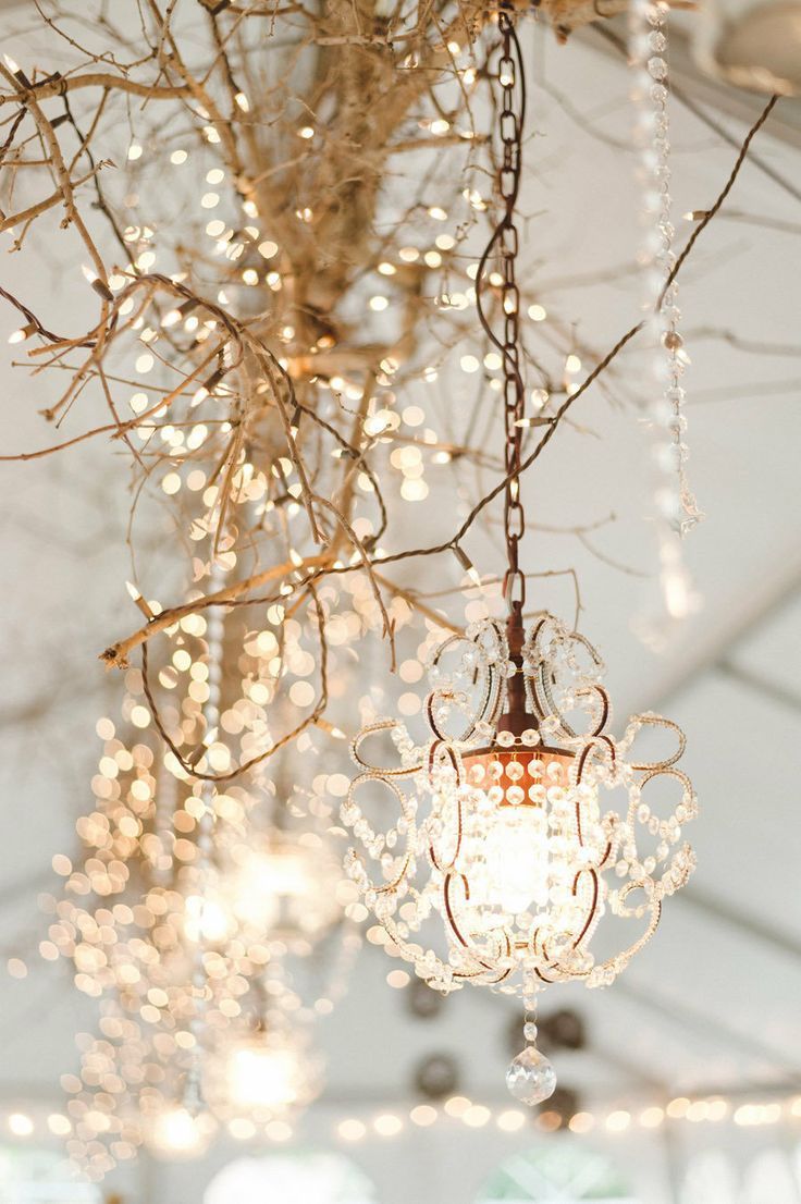 まるで光のカーテン♡ロマンティックなライトニングアイデアcollection40♡にて紹介している画像