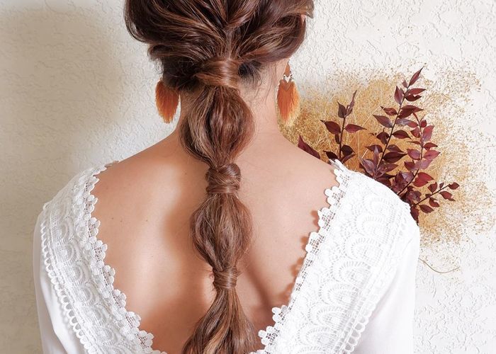 新トレンドアレンジ キャンディヘア ポンポンが連なるキャンディの包み紙風 Marry マリー