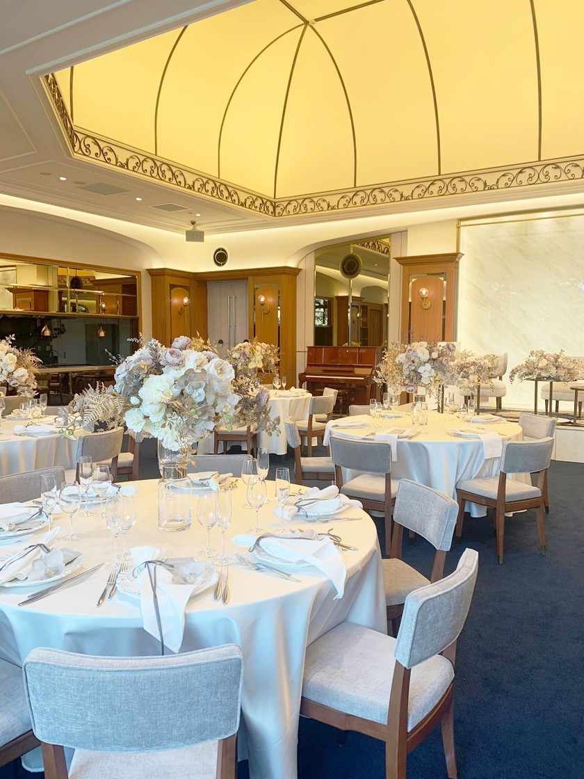 会場がテーマパークみたいな雰囲気になる！？司会は、外国の方にお願いするのも楽しそう🎤にて紹介している画像