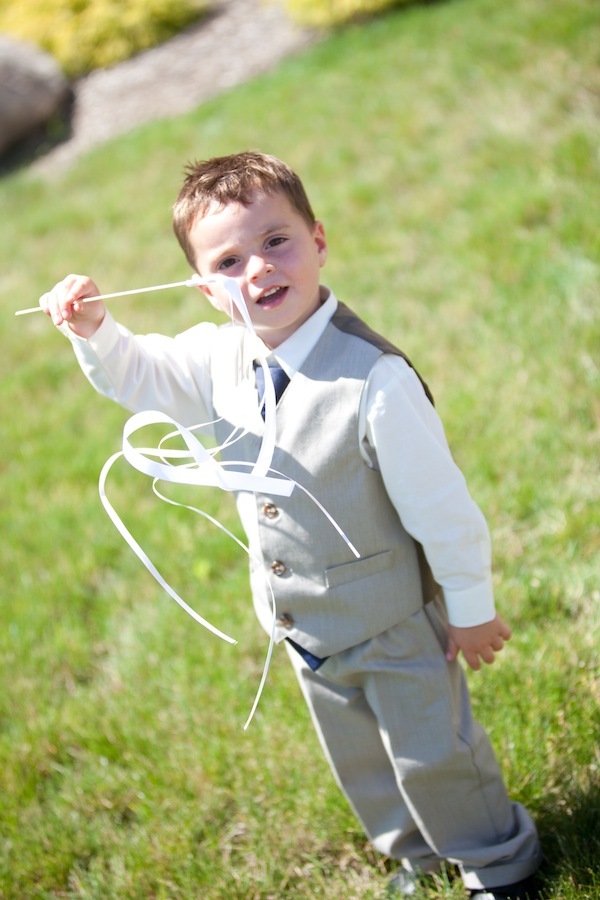 "Wedding Ceremonies: Even Kids Are the Stars! Get Dressed Up in Adorable and Fabulous Fashion!"にて紹介している画像