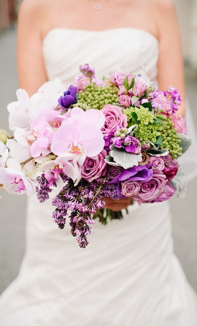 腕いっぱいの大きめブーケがso cute！とびきり可愛いものだけ11選＊にて紹介している画像