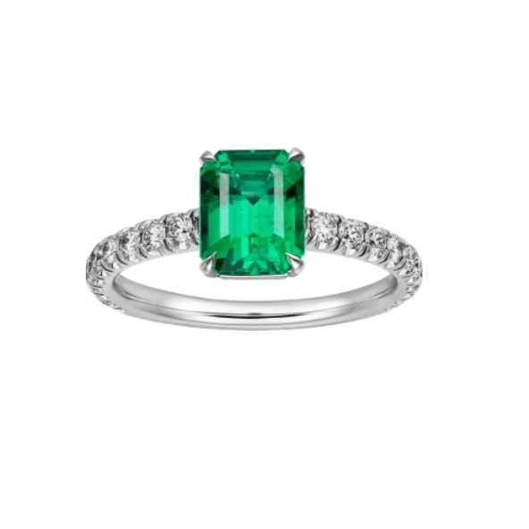  おばあちゃんになっても似合いそう。夫婦愛の宝石「エメラルド」を婚約指輪にするのが素敵♡にて紹介している画像