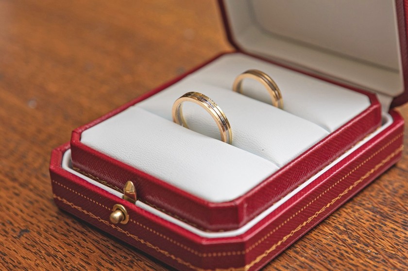 "Timeless Choices: A Treasure Trove of Ideas for Engravings on Wedding Rings"にて紹介している画像