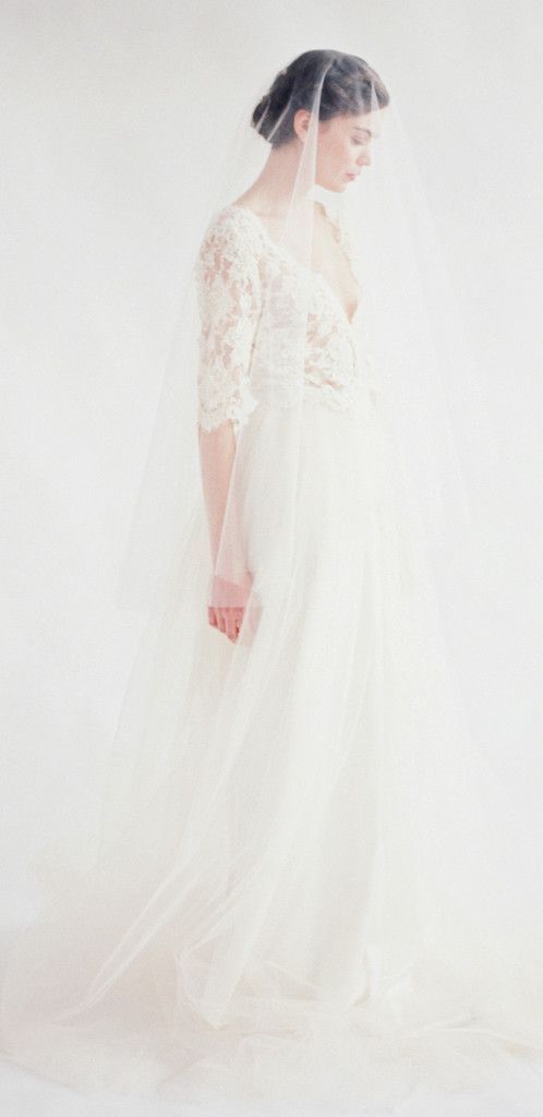 A Romantic 'Veil' Catalog for Stylish Brides by Type♡にて紹介している画像