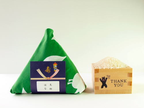 "Gift and Return Favor: Let's Tie the Knot with Handkerchiefs!"にて紹介している画像