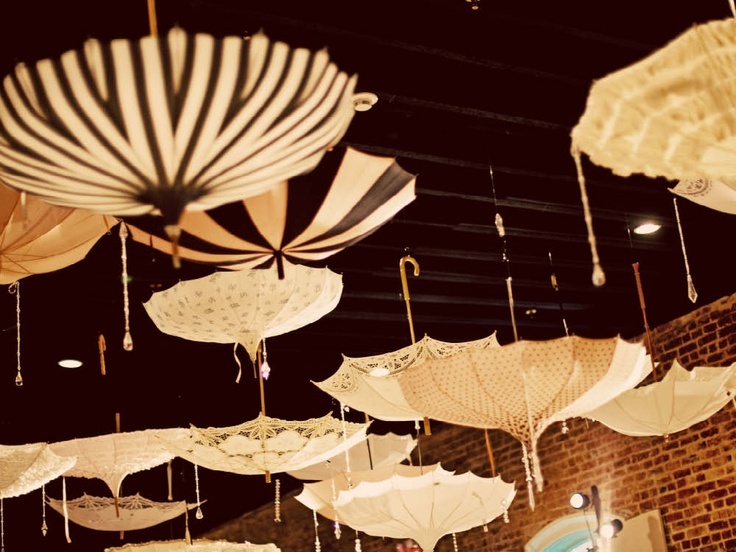 Retro Cute ♡ A Wedding Inspired by "Mary Poppins"にて紹介している画像