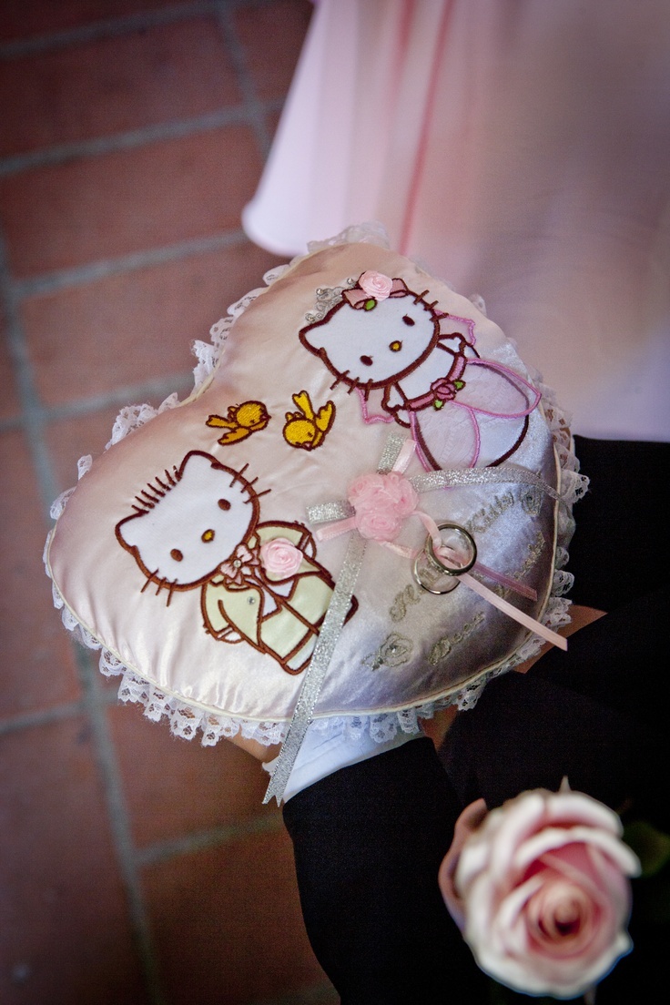 The Happiest in the World! A Blissful Wedding Surrounded by Hello Kitty♡にて紹介している画像