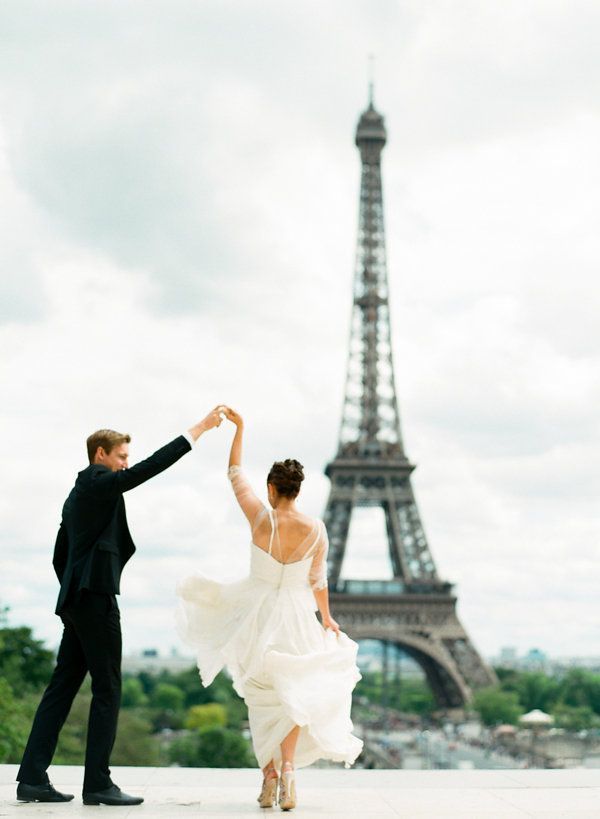 A Comprehensive Guide to Capturing the Best Wedding Photos by Country♡にて紹介している画像