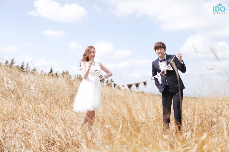 A Comprehensive Guide to Capturing the Best Wedding Photos by Country♡にて紹介している画像