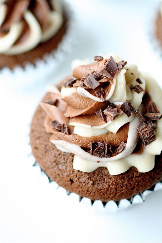 The Top 10 Irresistibly Cute Cupcakes for Your Next Gathering!にて紹介している画像