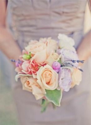 Introducing Adorable Pastel Bouquets by Main Color ♡にて紹介している画像