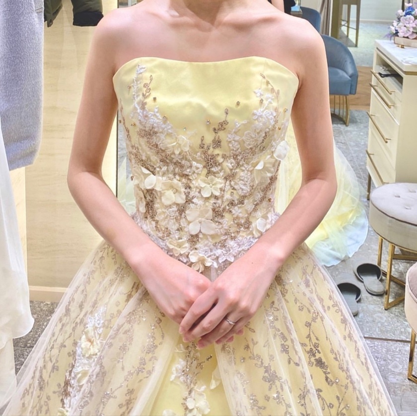 "Special Bride Beauty: Discover Sheet Masks Packed with Skincare Ingredients for Neck and Décolleté, Priced Under 1,000 Yen Each!"にて紹介している画像