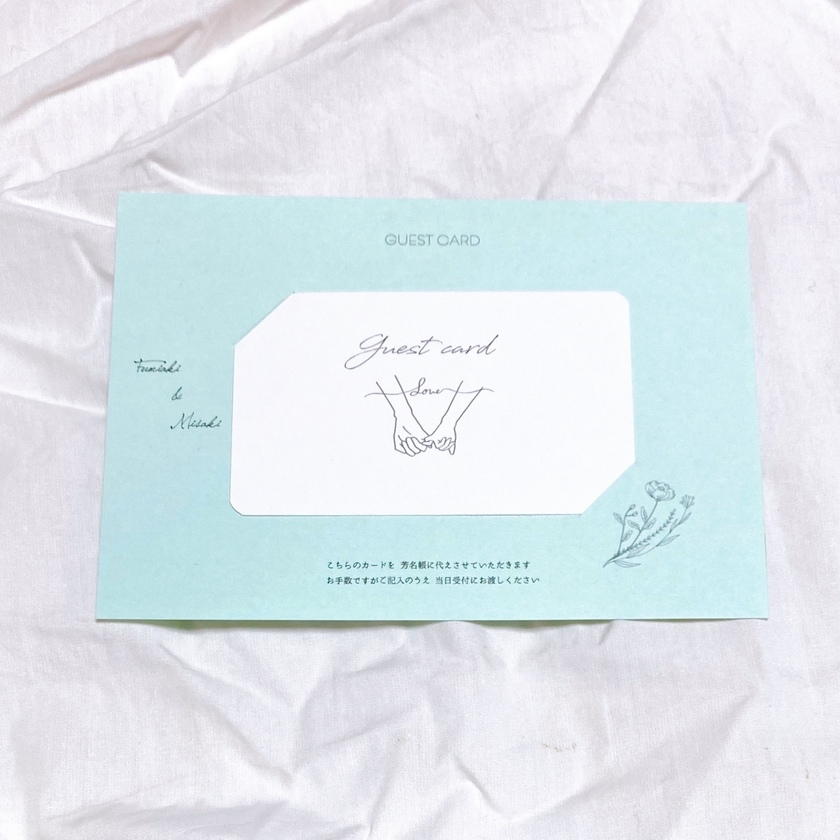 "Latest 2022: 8 Unique Guest Card Designs Handmade by Brides, Beyond Classic Backing and White Cards♡"にて紹介している画像