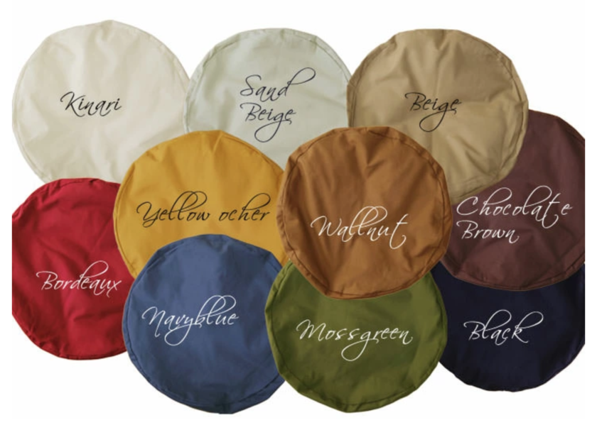 A Lifesaver for Homes with No Space to Store Futons: A Storage Cover that Transforms Comforters into Cushionsにて紹介している画像