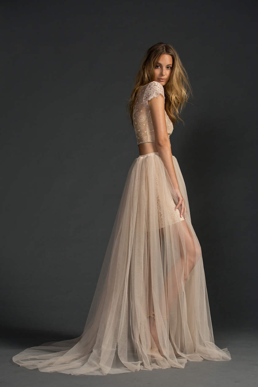 "From Australia! Become a Stunningly Sexy Bride in 'GRACE LOVES LACE' Dresses ♡"にて紹介している画像