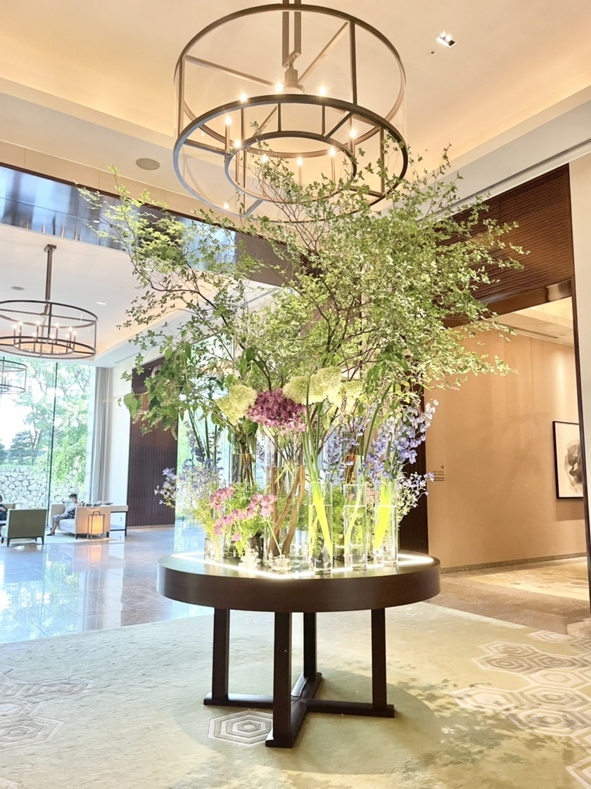 ホテルそれぞれ違ってワクワク♡ホテルウェディングの前泊の際にお部屋で出されるスイーツ特集にて紹介している画像