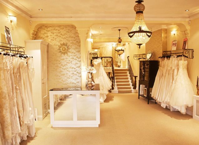 This Summer, OPEN!! Don't Miss the New Brand 'Magnolia White' by Takami Bridal!にて紹介している画像