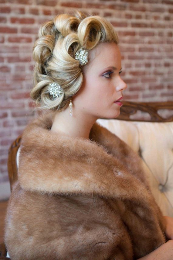 くるんっとかわいい♡ヴィンテージ感あふれるレトロヘアは『ピンカール』で作ります♩にて紹介している画像