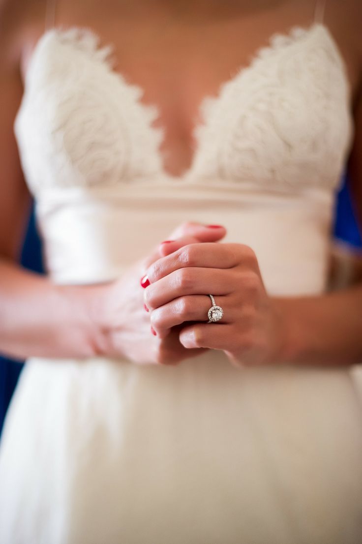 I Long for Big Gems ♡ A Collection of Adorable Engagement Rings ♡にて紹介している画像