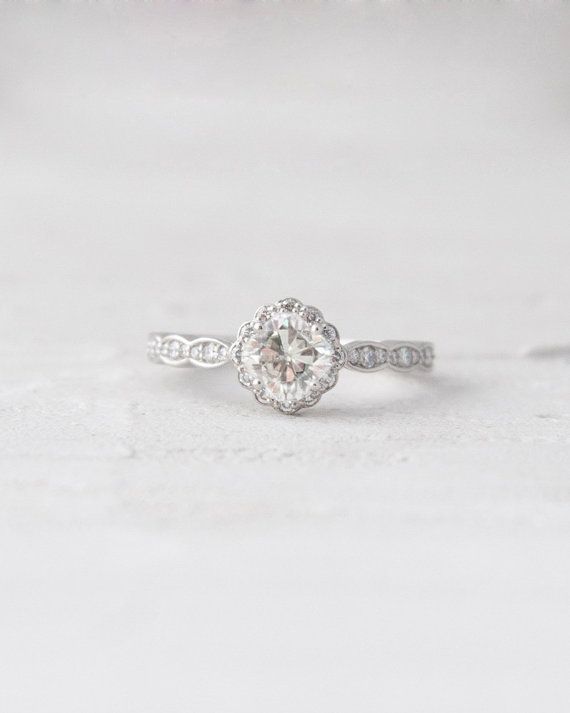 A Collection of Beautiful Rings Found on 'Etsy' That You Can Order from Writers Around the World♡にて紹介している画像