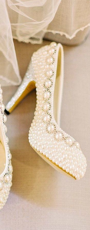 世界一番幸せな花嫁になれる♡白く美しいパールがテーマの結婚式＊にて紹介している画像