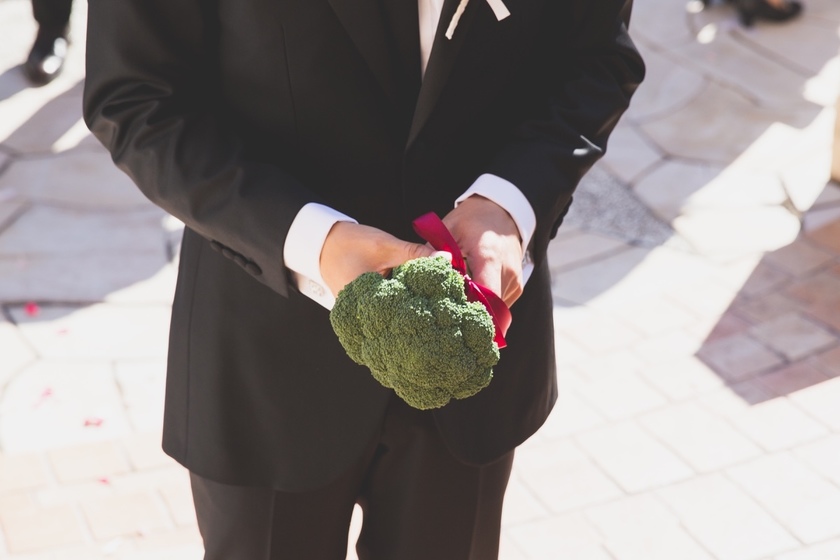 For Those Who Don't Want to Toss the Bouquet! 18 Exciting Alternatives to Bouquet Toss: A Comprehensive Guideにて紹介している画像